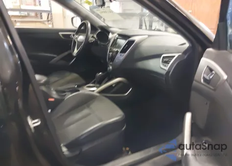 2013 Hyundai Veloster Base W/Black из США, поврежденный, VIN KMHTC6AD3DU146573